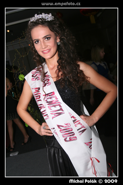 Linda Mošaová - Miss Slovakia Supranational 76